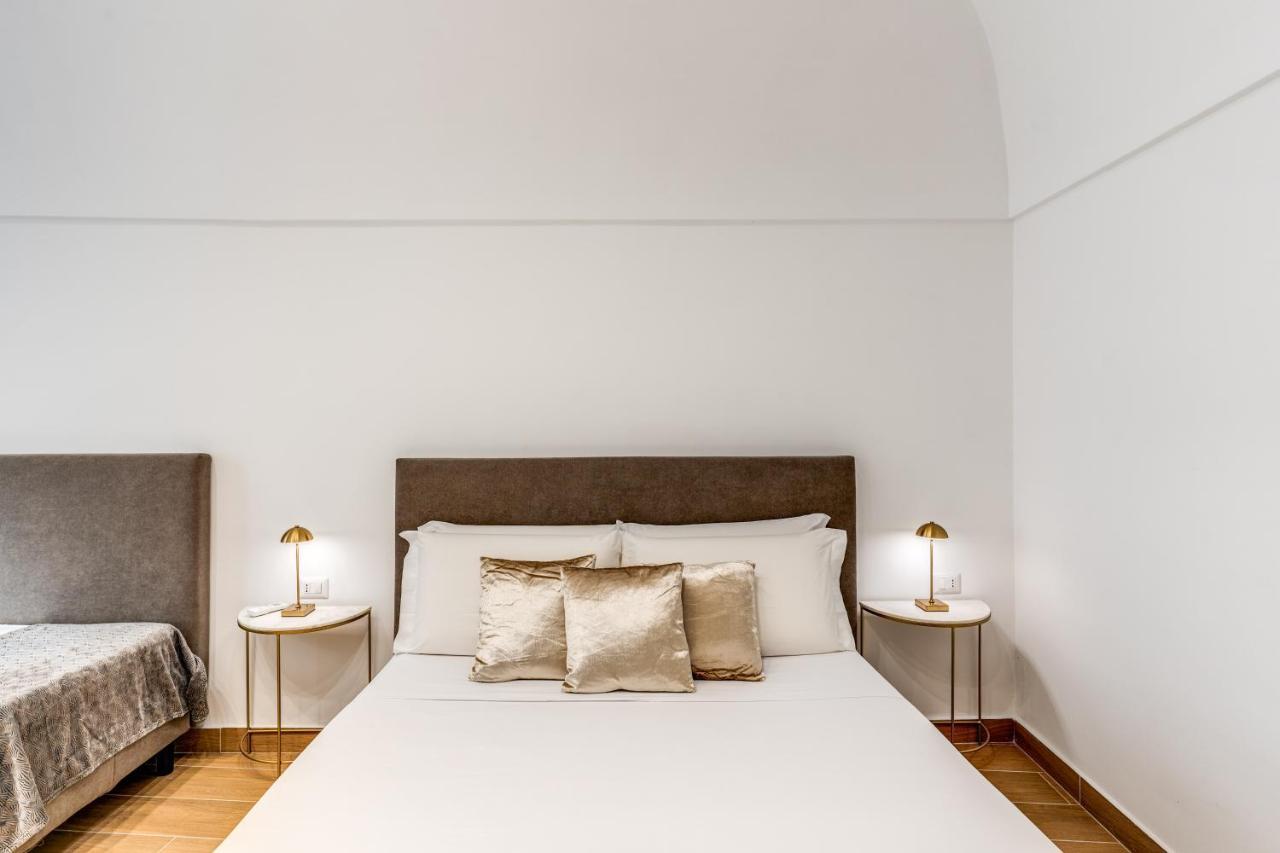 Domus Partenopea Naples Luaran gambar