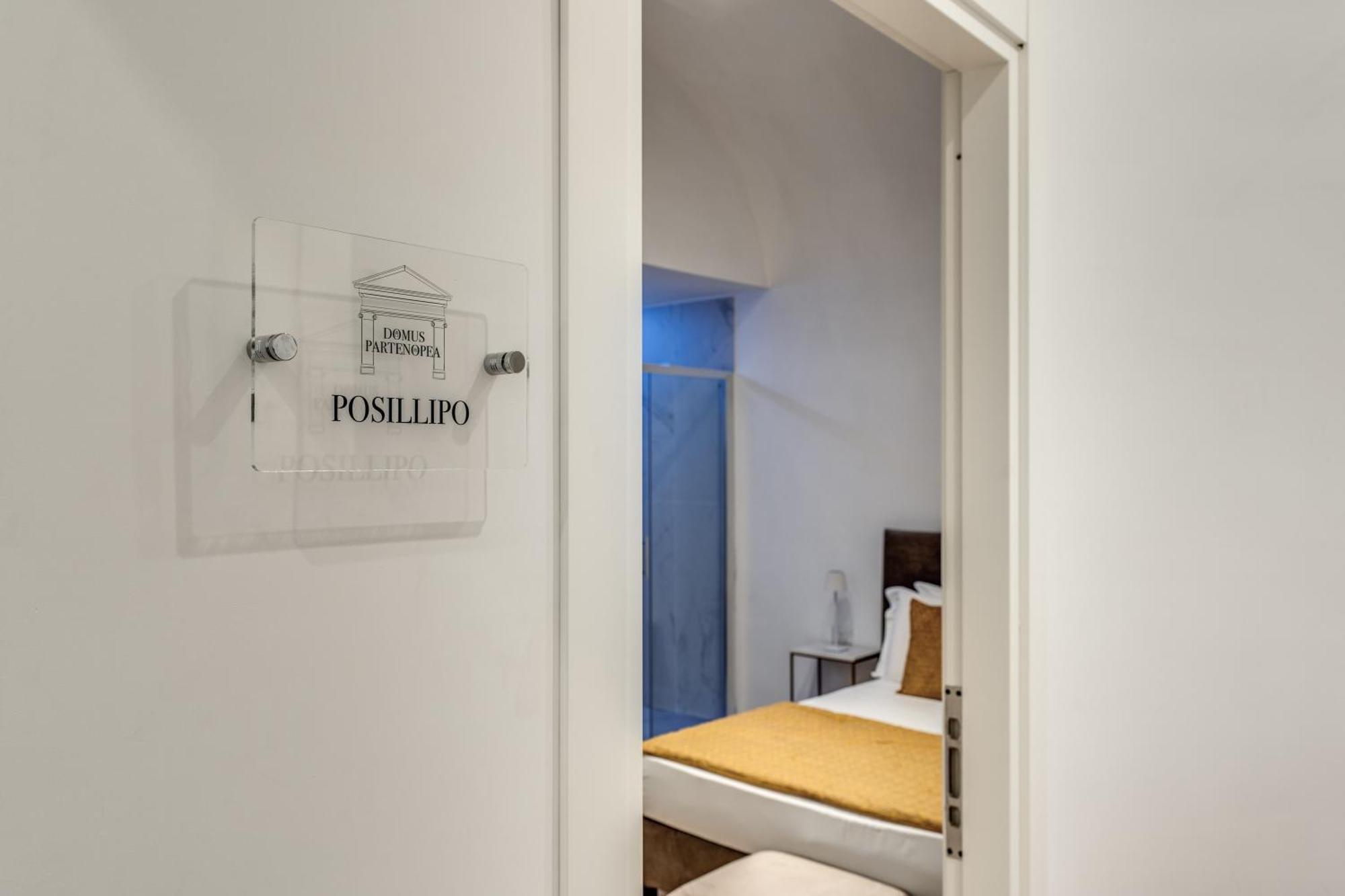Domus Partenopea Naples Luaran gambar