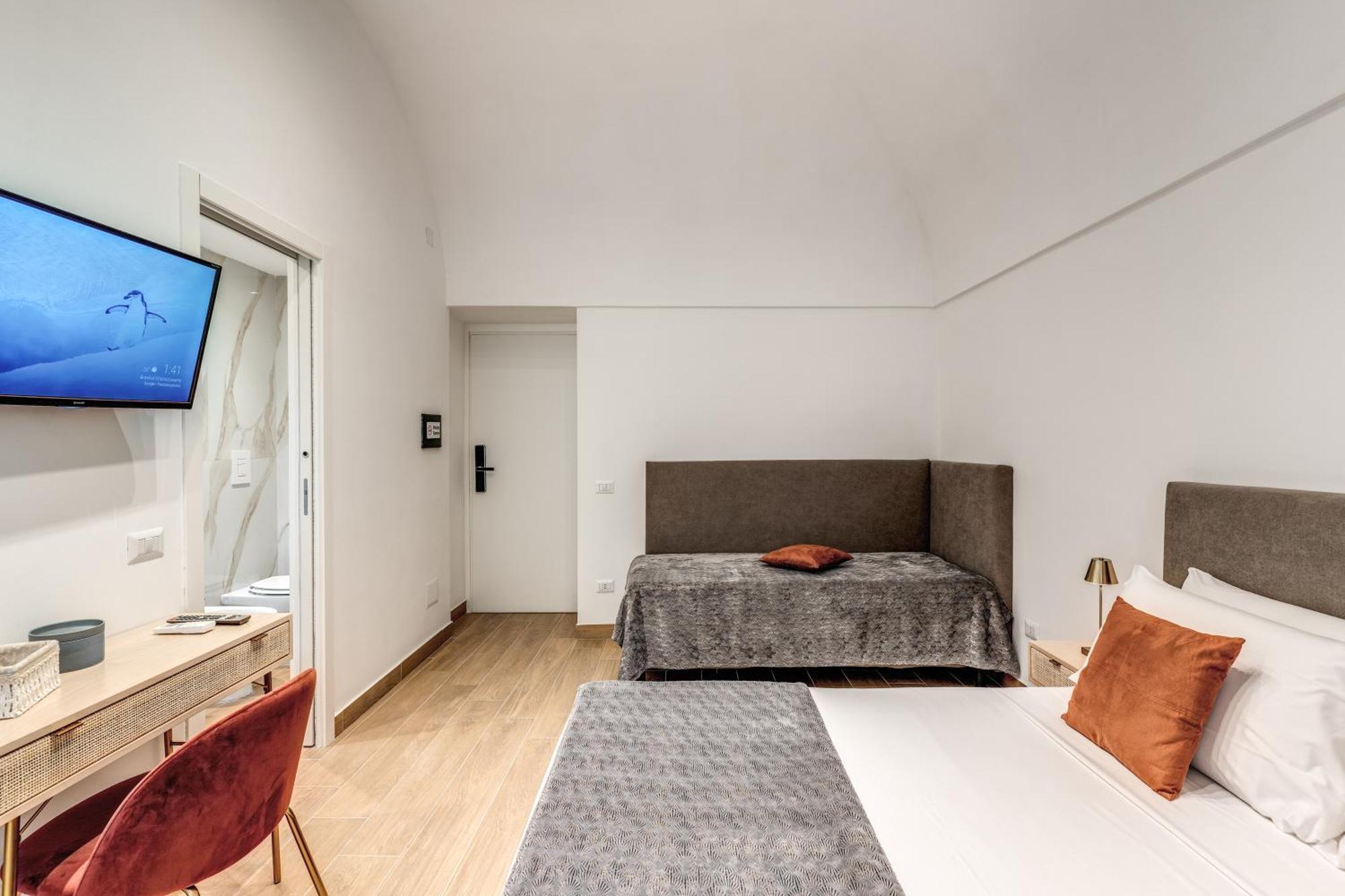 Domus Partenopea Naples Luaran gambar