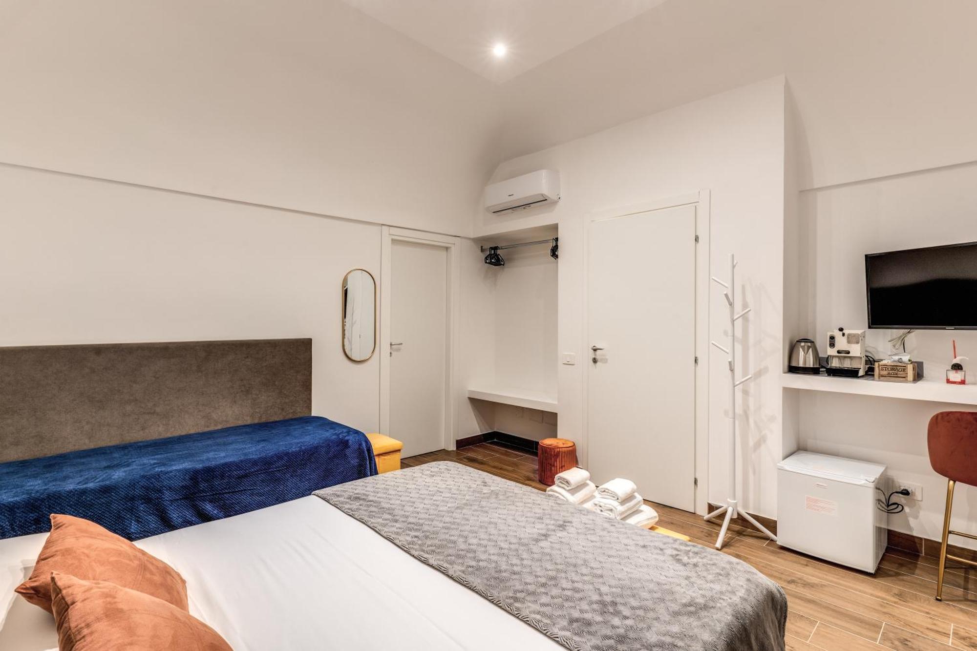 Domus Partenopea Naples Luaran gambar